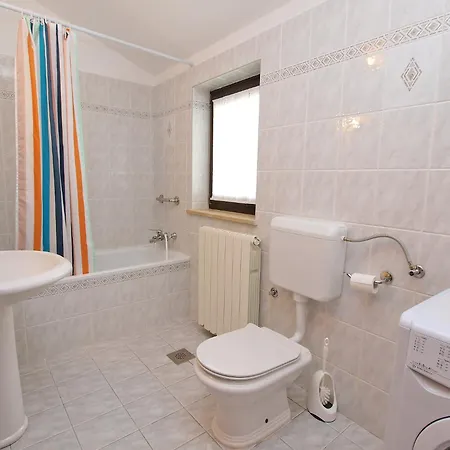 Slavica 590 Apartment